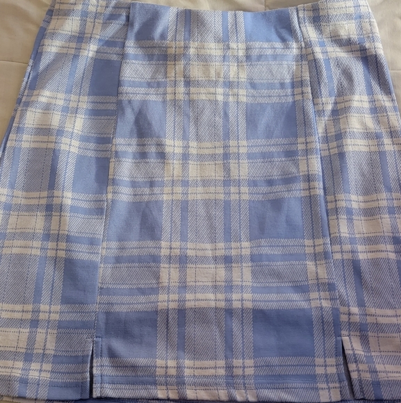blue plaid mini skirt - Picture 2 of 4